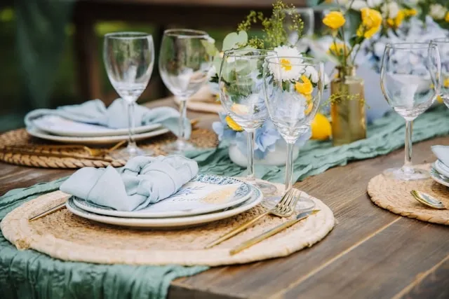 an elegant table setup for how to clean burlap table runner