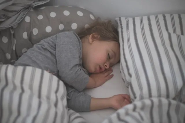 a sleeping toddler under a blanket for when can babies sleep with a blanket a sleeping toddler under a blanket for when can babies sleep with a blanket