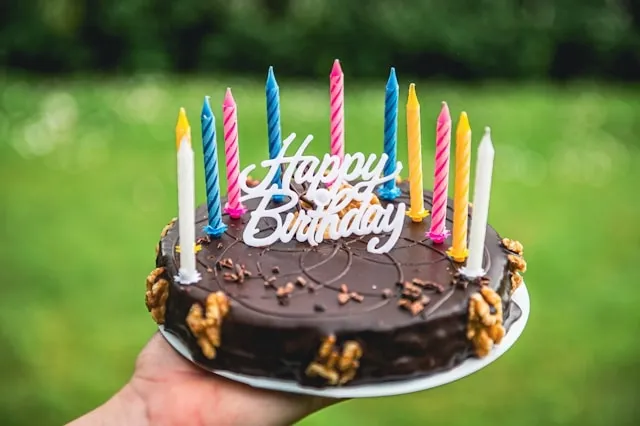 a birthday cake for 21st birthday alcohol gift ideas