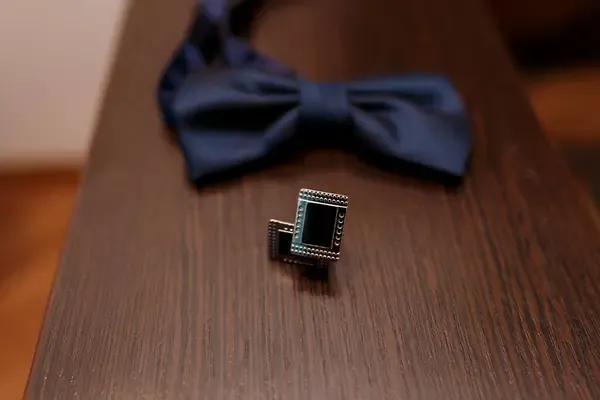 Dark navy lapel pin Dark navy lapel pin