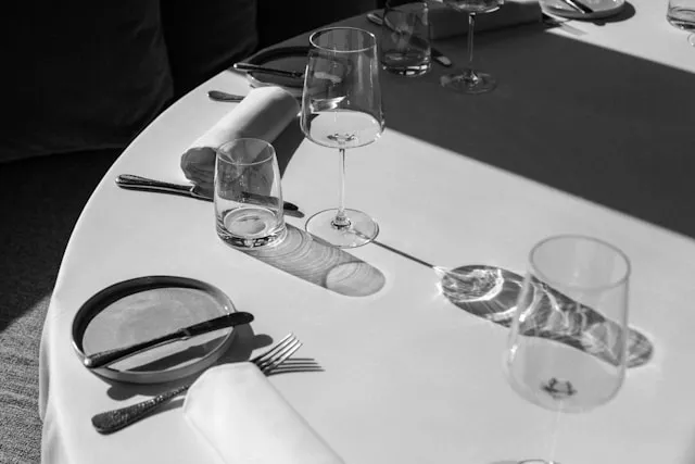 a round table with a runner for how to use a table runner a round table with a runner for how to use a table runner