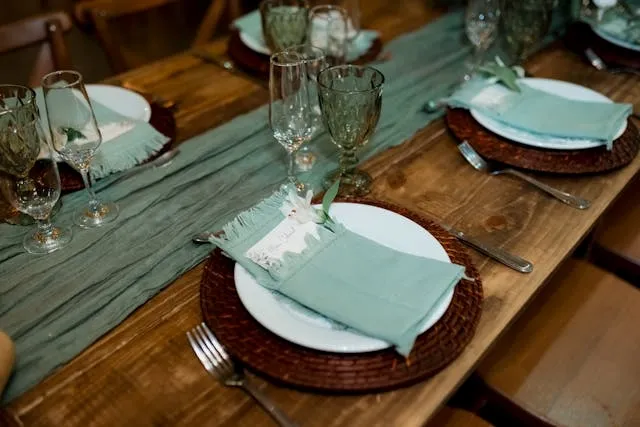 a rustic table setting for table runner alternatives a rustic table setting for table runner alternatives