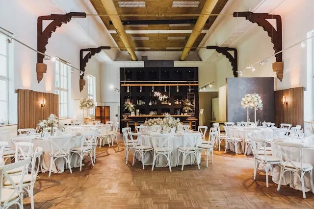 tables at a wedding reception for what size tablecloth for 6 foot table