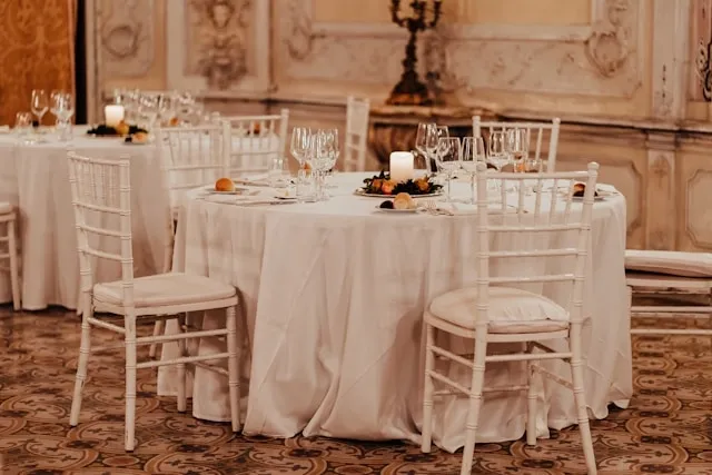 a floor-length tablecloth for tablecloth drop length