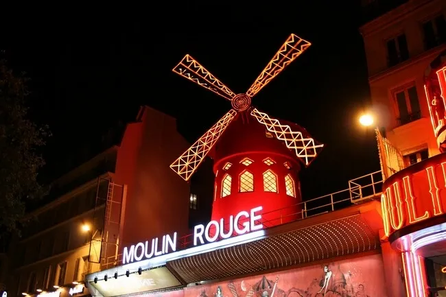 the moulin rouge windmill for famous neon signs