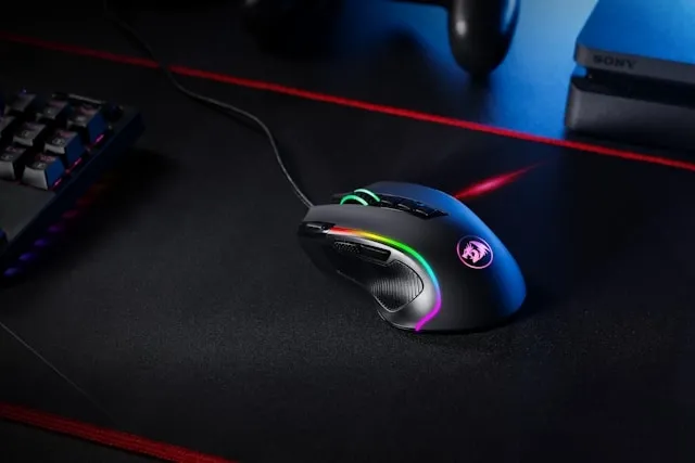 a gaming mouse on a black mouse pad for are mouse pads machine washable a gaming mouse on a black mouse pad for are mouse pads machine washable