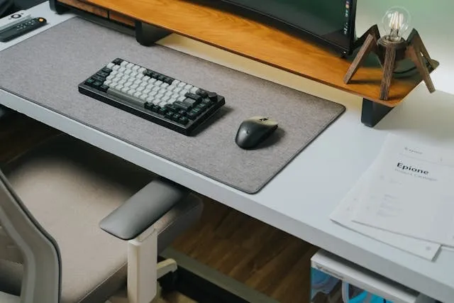 a keyboard and mouse on a desk for mouse pad sizes a keyboard and mouse on a desk for mouse pad sizes